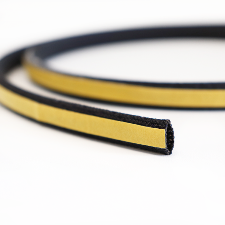 Self-adhesive tubular gasket ø 8 mm (sold by the metre) - Capska