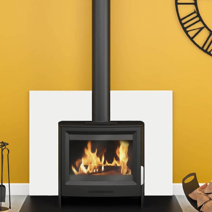 Piastra quadrata bianca semplice per la protezione della parete delle stufe a pellet - Capska